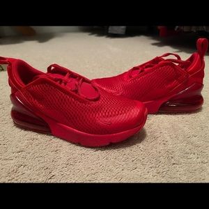 Boys Nike Air Max 270 Size 13.5